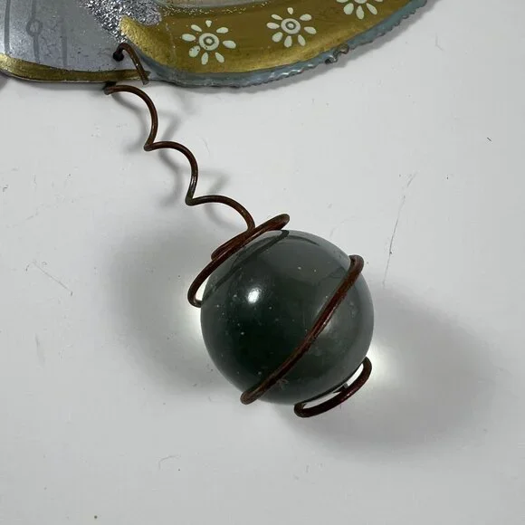 Vintage Angel Metal Wall Hanging With Glitter Accents & Green Glass Bead - Picture 3 of 4